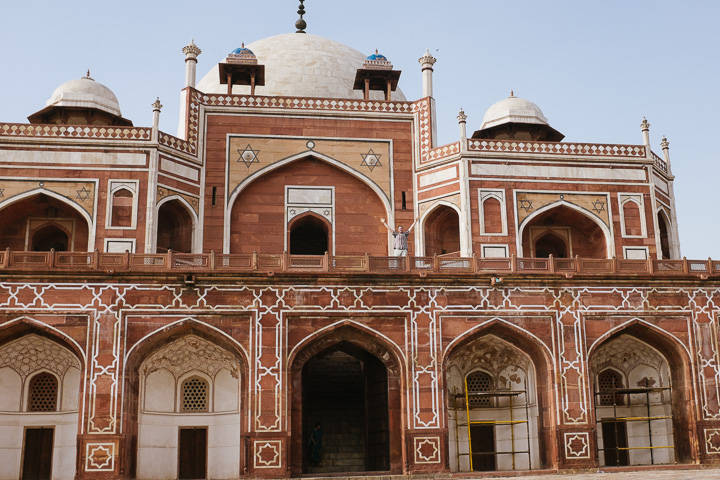 Daniel Wilson starts the first days of his Fulbright-Nehru fellowship in Delhi, India with a visit to  Humayun's Tomb.